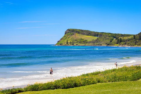Absolute Beachfront Apartment 11B - Accommodation Australia 3