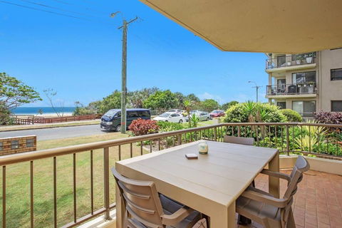 Absolute Beachfront Apartment! - Accommodation Australia 0