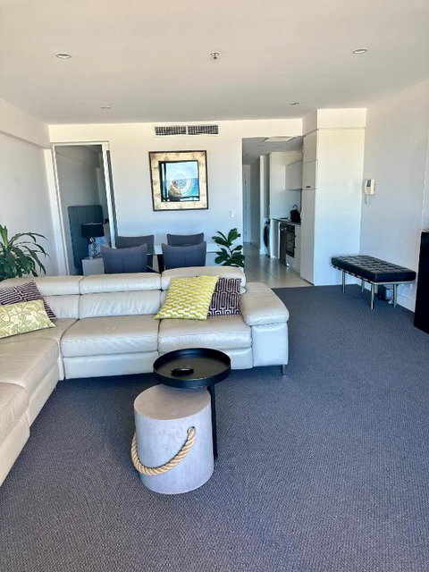 Absolute Beachfront At The Pier Glenelg - Local Tourism 3