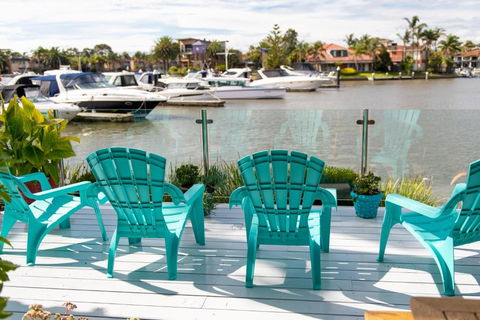Absolute Waterfront Marina Views - Accommodation Australia 3
