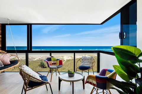 Absolutly Beachfront Surfers Paradise, Pure Shores! - Accommodation Australia 2