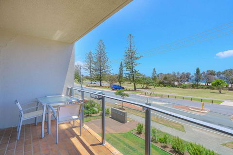 Acacia Holiday Apartment - Accommodation Australia 1