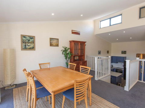 Acacia 4 2 Kirwan Close - Accommodation Australia 3