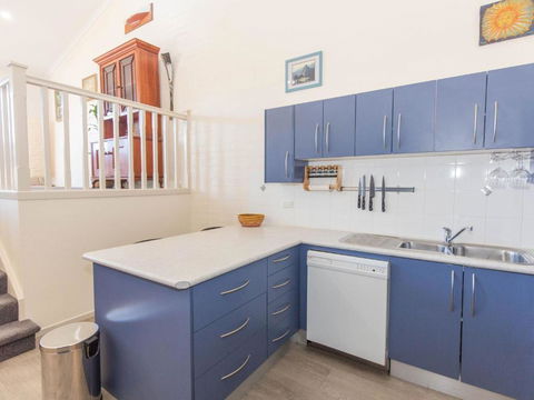 Acacia 4 2 Kirwan Close - Accommodation Australia 4