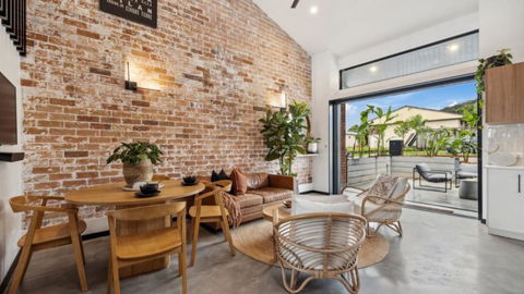 Accessible With Style! Sleeps 4, Pet - Friendly - Accommodation Australia 0