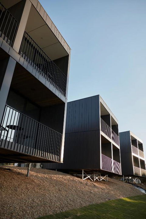 Accommodation @ Curlewis - Local Tourism 2