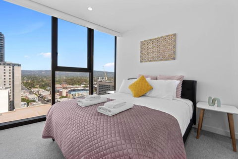 Adelaide CBD Oasis - 2BR Realm Retreat - Level 19 - Accommodation Australia 2
