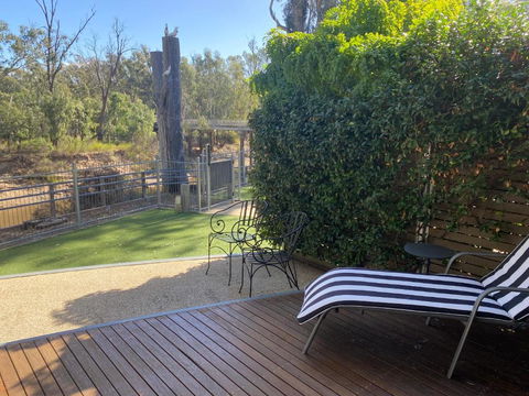 Adelphi Apartments 3 Or 3A - Downstairs 2 Bedroom Or Upstairs King Studio With Balcony - Accommodation Australia 4