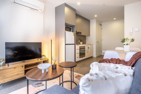Adjacent To Flagstaff Gardens 1br In Cbd Melboure - Accommodation Australia 1