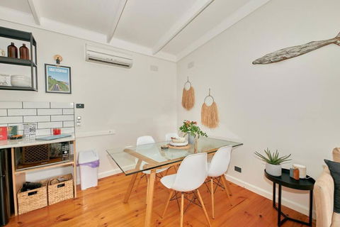 Adorable Beach Shack In The Heart Of Aireys Inlet - Accommodation Australia 2