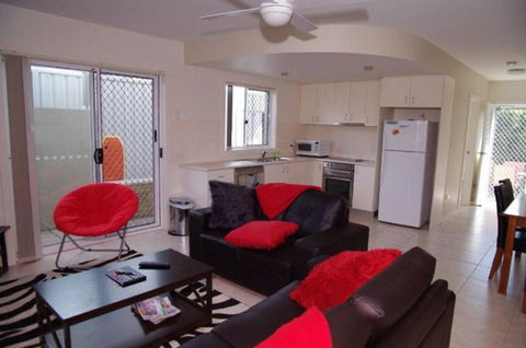Adrift, 5B Scott Street - Accommodation Australia 1