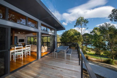 Adventure Bay Beach House - Accommodation Australia 0