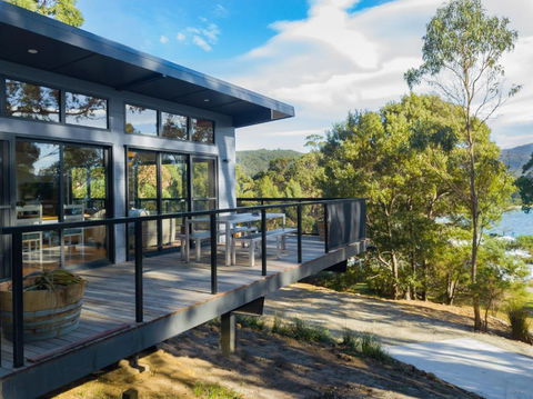 Adventure Bay Beach House - Accommodation Australia 4