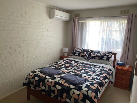 Affordable Inglewood Apartment+Pool - Accommodation Australia 1