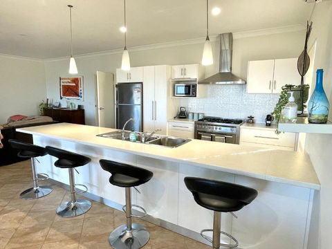 Africaine Voyage - Accommodation Australia 0