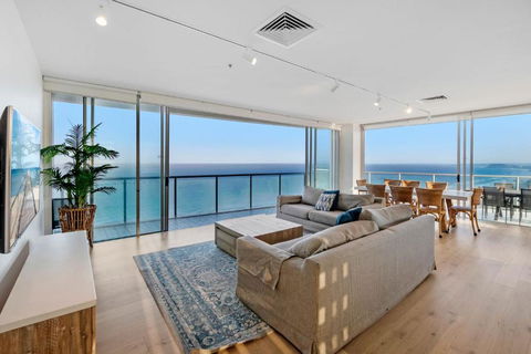 Air On Broadbeach 2 Level Private Apartment - CoastHM - Accommodation Australia 0