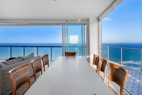 Air On Broadbeach 2 Level Private Apartment - CoastHM - Accommodation Australia 3