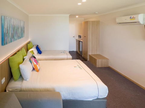 A1 Motels And Apartments Port Fairy - Accommodation Australia 3