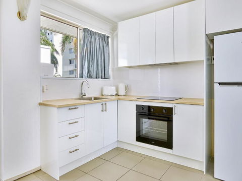 Affordable Accommodation In The Heart Of Surfers Paradise - Accommodation Australia 4
