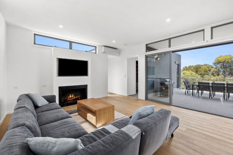 Aireys Sunset Beach House - Accommodation Australia 3