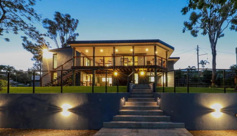 Airlie Guest House - Local Tourism 1
