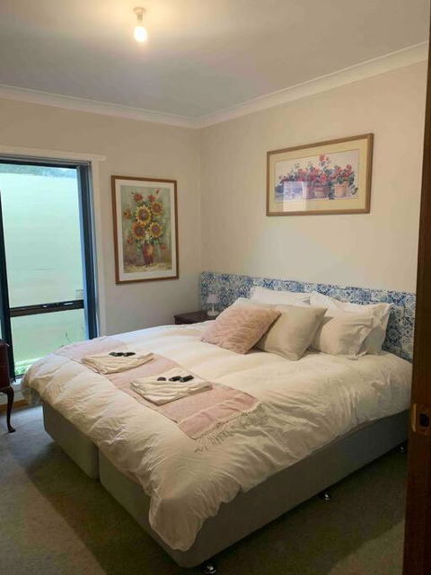 Al Mare - Mediterranean 4BR Retreat By The Sea - Accommodation Australia 2