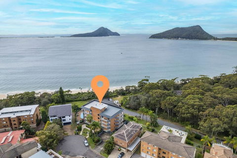 Albacore 7 Waterfront Unit - Accommodation Australia 2