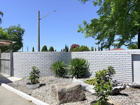 Albury Garden Court Motel - Accommodation Australia 1