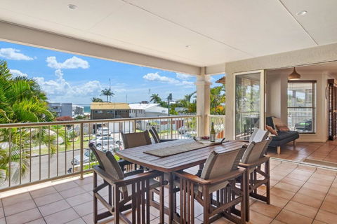 Alex Home With Easy Pathway To The Beach - Accommodation Australia 0