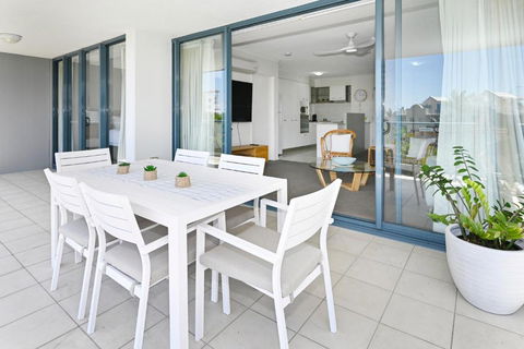 Alexandra Headland Resort Heaven, Pool / Beach ZD8 - Accommodation Australia 0