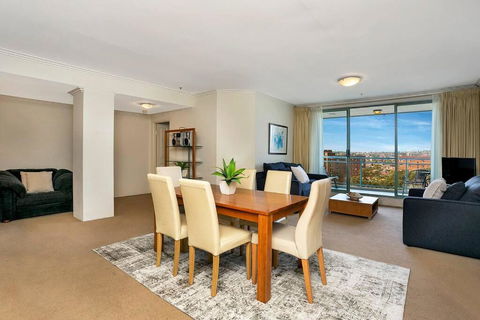 ALF49-Huge 2BR Penthouse Style, Great Water Views - Accommodation Australia 1