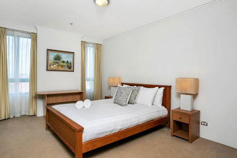 ALF49-Huge 2BR Penthouse Style, Great Water Views - Accommodation Australia 2