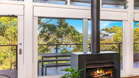 Allure - Bay Views And Wifi - Accommodation Australia 1