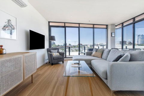 Aloft At Era With Sweeping Balcony Views - Accommodation Australia 1