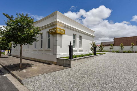 Aloha Central Platinum Apartments - Accommodation Australia 4
