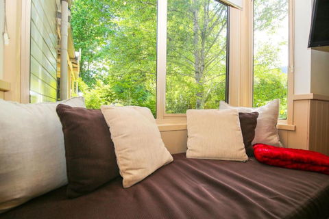 Alpine Arnica Cottage 1 - Accommodation Australia 3