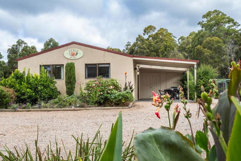 Altona Garden Retreat - Accommodation Australia 0