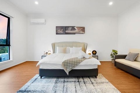 Amazing Backyard - MAX Entertain Beachside Retreat - Accommodation Australia 3