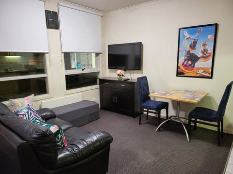 Amazing Studio Apartment Front Flinders Station - Accommodation Australia 3