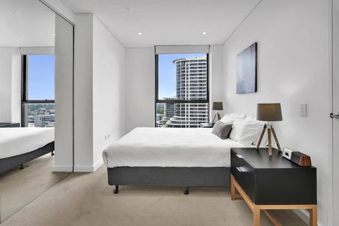Amazing Two Bedroom St Leonards ATC62010 - Accommodation Australia 2