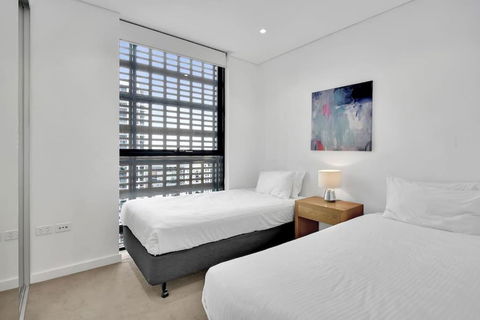 Amazing Two Bedroom St Leonards ATC62010 - Accommodation Australia 4