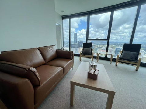 Amazing Views 60th Level Skytower 3 Bedrooms - Accommodation Australia 2