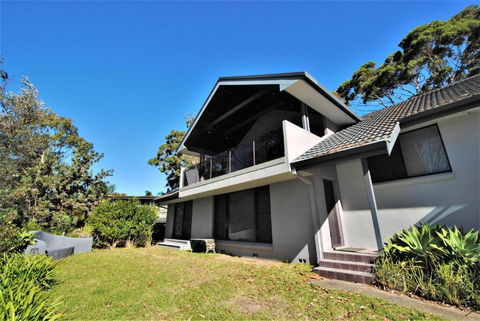 Amazing Views - Belle Escapes Jervis Bay - Accommodation Australia 0