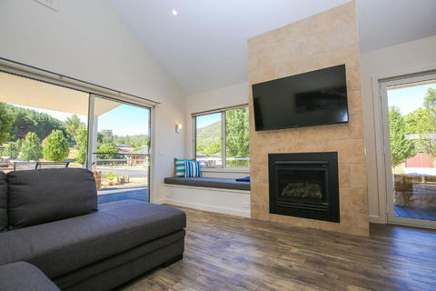 Amber Mist Villa - One - Accommodation Australia 1