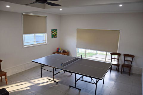 Amberlee House - Bring Your Own Linen - Accommodation Australia 2