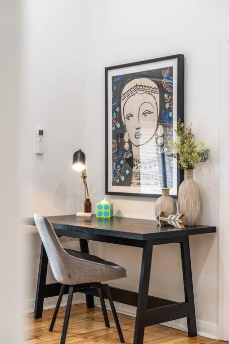 Ambrosia - Designer 3BR WiFi - Accommodation Australia 4
