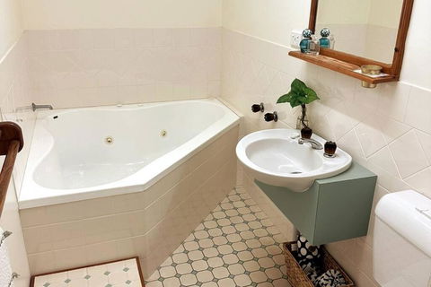 Amity Jigsaw House - Accommodation Australia 1