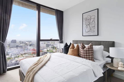 An Amazing 2BR Apt At Sapphire By The Gardens - Accommodation Australia 1