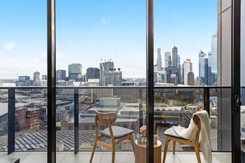 An Amazing 2BR Apt With City Views In Southbank - Accommodation Australia 2