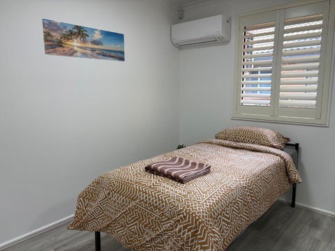 An Enchating And Enriching Home - Accommodation Australia 4
